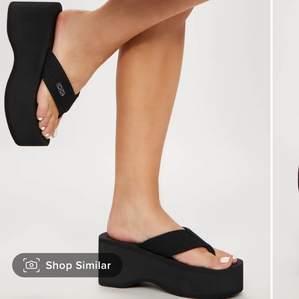 On The Daily Platform Flip Flops - Black